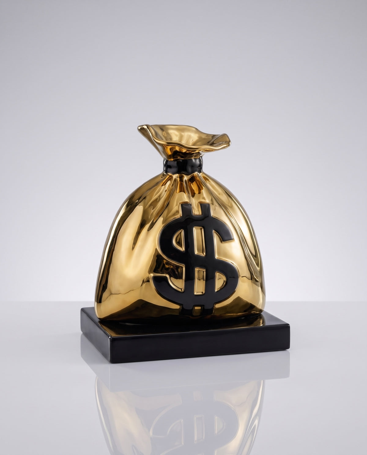 JACKPOT — scultura cromata finitura oro, AXI Gallery
