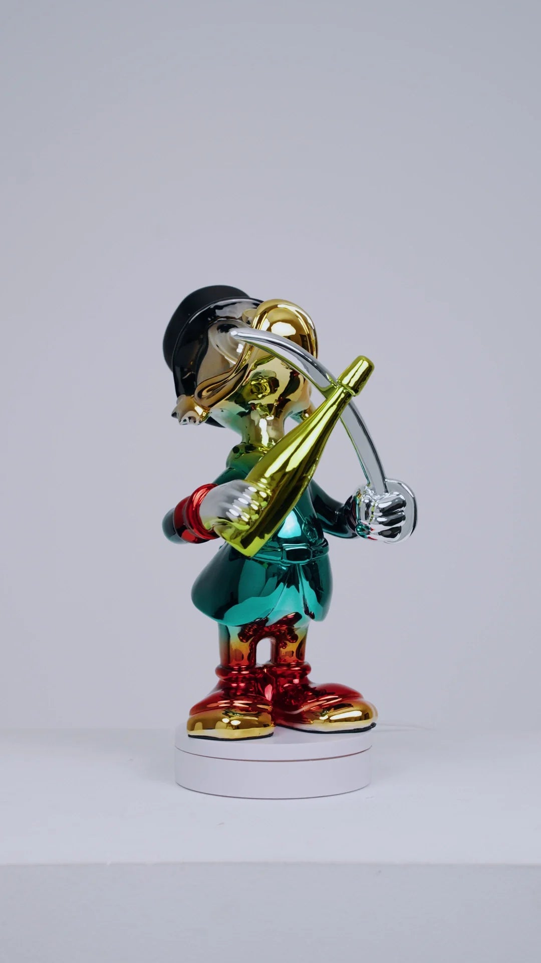 Scultura CELEBRATE — AXI Gallery